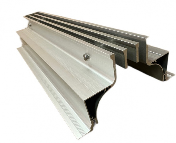 Щелевые диффузоры РЭД-AQUA для напольной установки